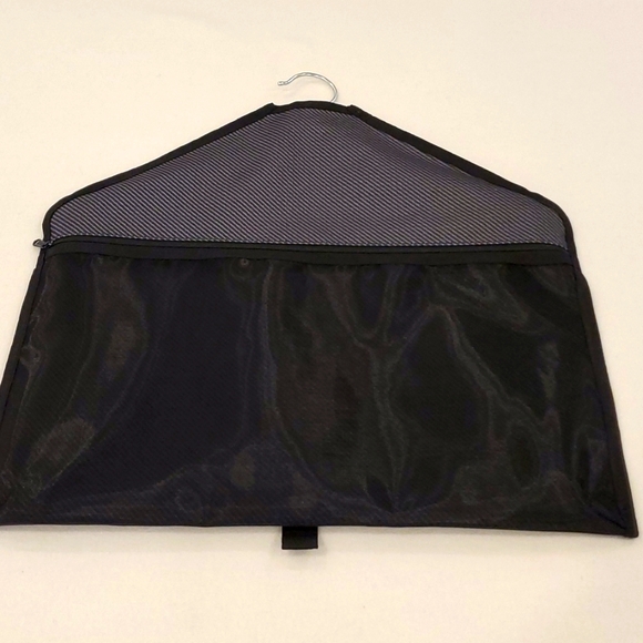 Thirty-One Hanging Organizer - Picture 1 of 3